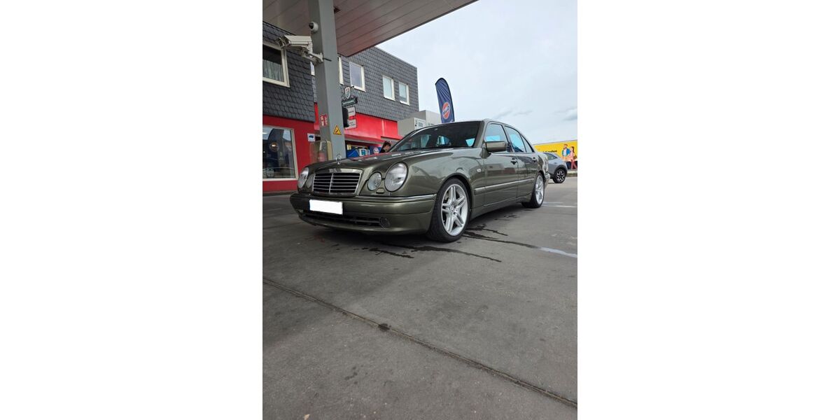 Mercedes-Benz E 50 203.550 km 15.750 &euro; Langsur 54308