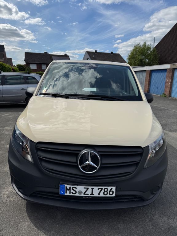 Mercedes-Benz Vito 17.000 km 57.690 € Münster 48157