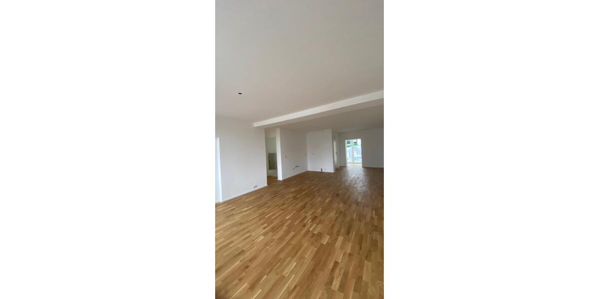 Etagenwohnung Donaueschingen - 2.5 Zimmer, 79 m&sup2;, 869&euro; | Angebot:25205596