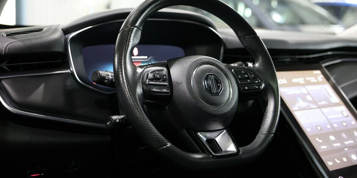 MG Marvel R LUXURY 5D 132KW / PANORAMA / WÄRMEPUMPE 67.000 km 23.991 &euro; Hamm 59077