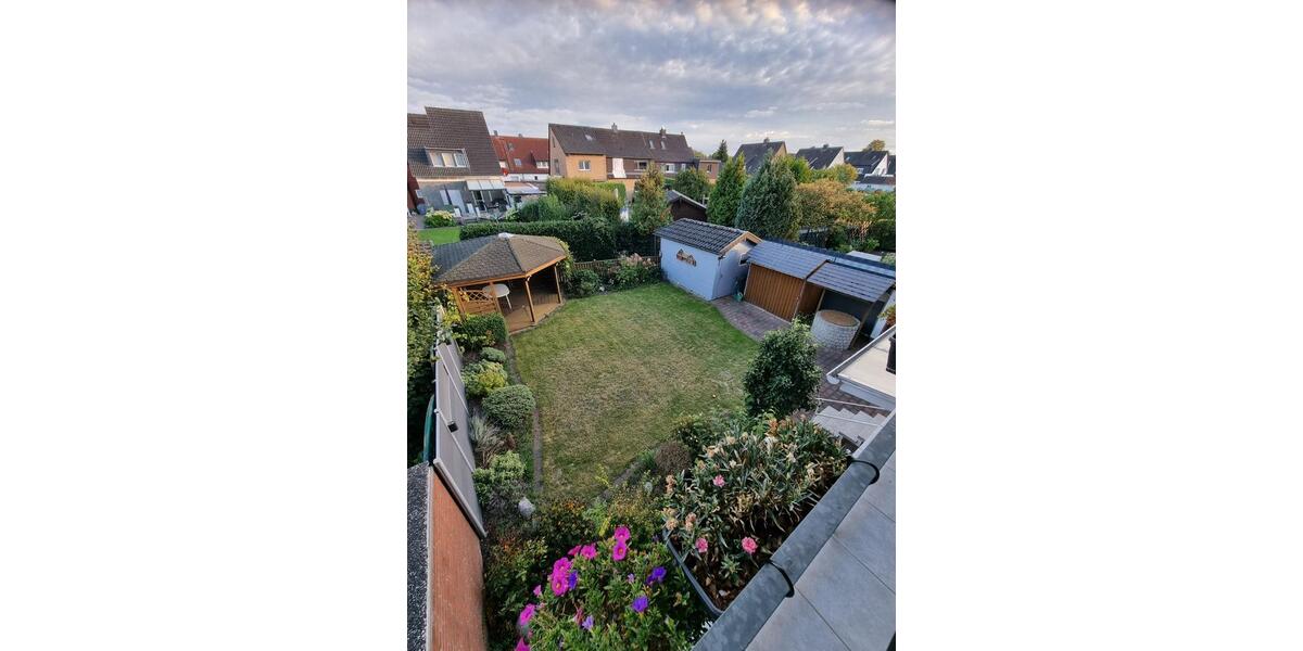 Reihenhaus Hamm Herringen - 8 Zimmer, 195 m&sup2;, 399.000&euro; | Angebot:24772365