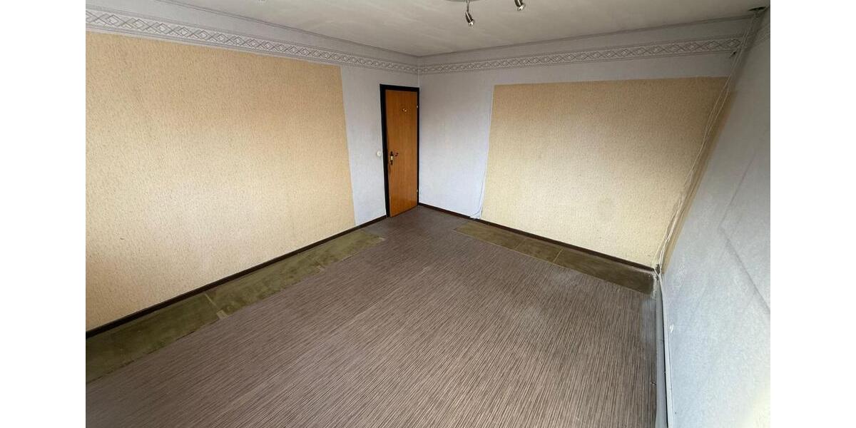 Doppelhaushälfte Meerbusch - 5 Zimmer, 100 m&sup2;, 350.000&euro; | Angebot:25001741