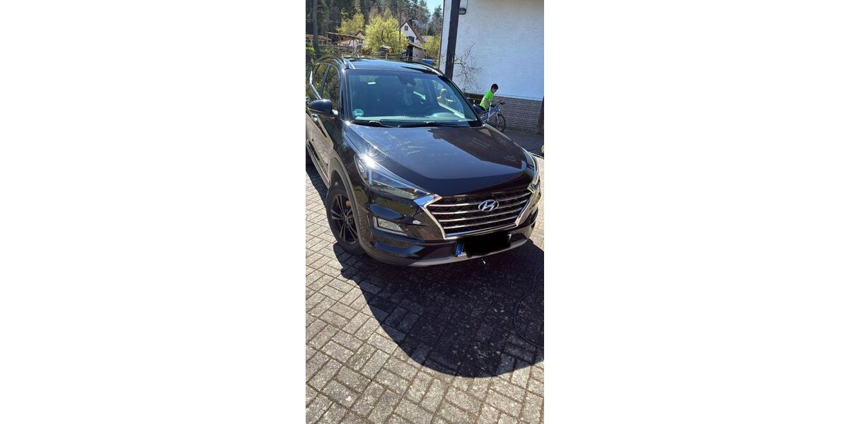 Hyundai TUCSON 126.000 km 19.500 &euro; Carlsberg 67316