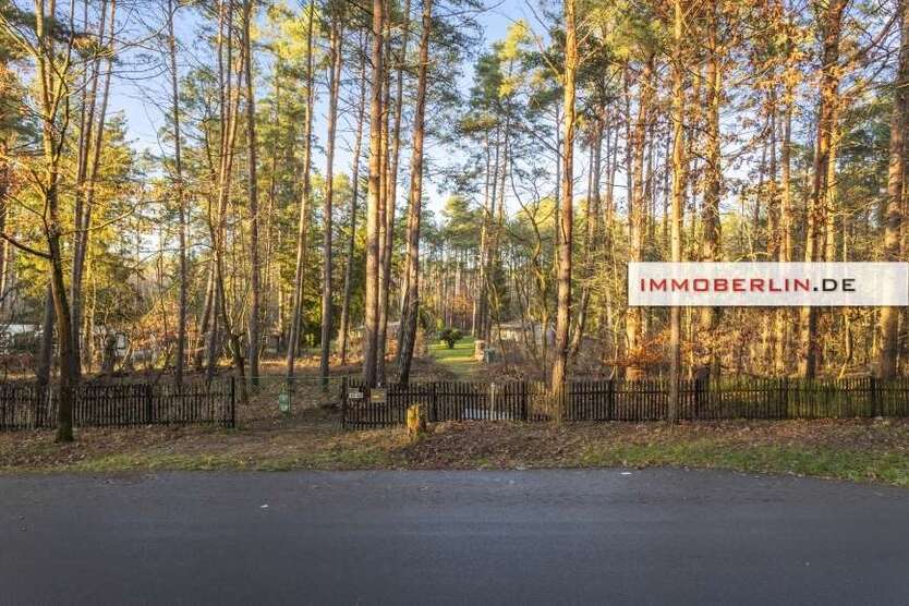 Grundstück zu verkaufen in Beelitz 280.000 € 2034 m²