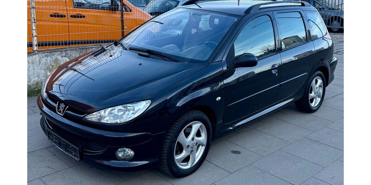 Peugeot 206 150.000 km 1.990 &euro; Hamburg 20097