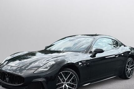 Maserati Granturismo 6.900 km 199.900 &euro; Kürnach 97273