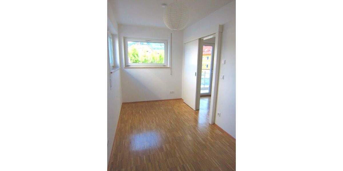 Etagenwohnung Jena Löbstedt - 2 Zimmer, 47 m&sup2;, 179.000&euro; | Angebot:26696157