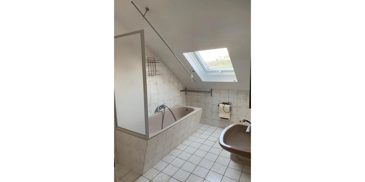 Dachgeschoßwohnung Karlsruhe Durlach - 1 Zimmer, 65 m&sup2;, 800&euro; | Angebot:26020881