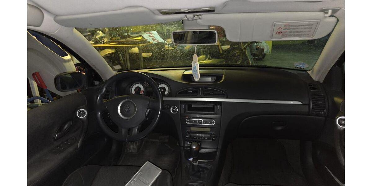 Renault Laguna 240.000 km 1.280 &euro; Wuerzburg 97084