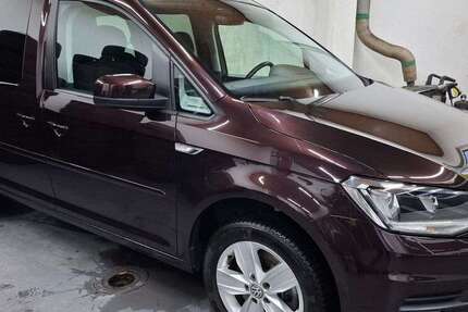 VW Caddy 83.928 km 22.490 &euro; Cottbus 03042