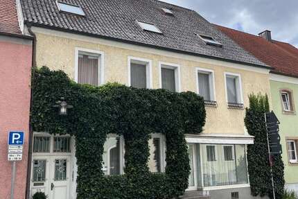 Haus Luhe-Wildenau Wildenau - 12 Zimmer, 202 m&sup2;, 220.000&euro; | Angebot:25447317