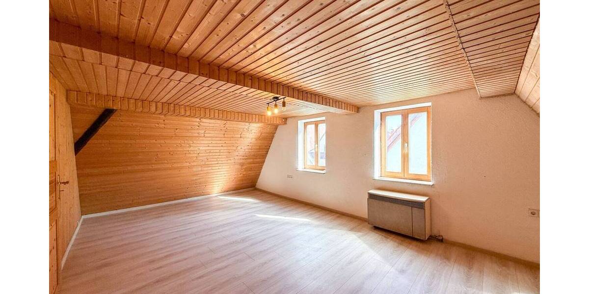 Einfamilienhaus Nördlingen - 7 Zimmer, 150 m&sup2;, 295.000&euro; | Angebot:25937730