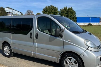 Opel Vivaro 312.000 km 4.999 &euro; Münzenberg-Gambach 35516