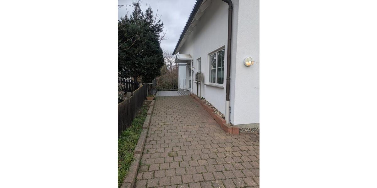 Einfamilienhaus Hettstedt - 15 Zimmer, 345 m&sup2;, 200.000&euro; | Angebot:24369250