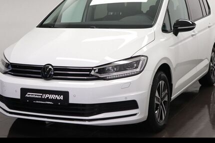 VW Touran 6.000 km 53.480 &euro; Pirna 01796