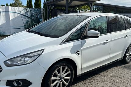 Ford S-Max 297.700 km 2.950 &euro; Laupheim 88471