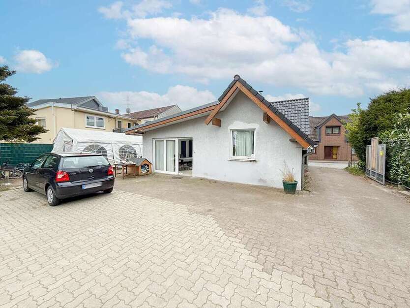 Haus zum Kaufen in Barmstedt 390.000 € 127.73 m²