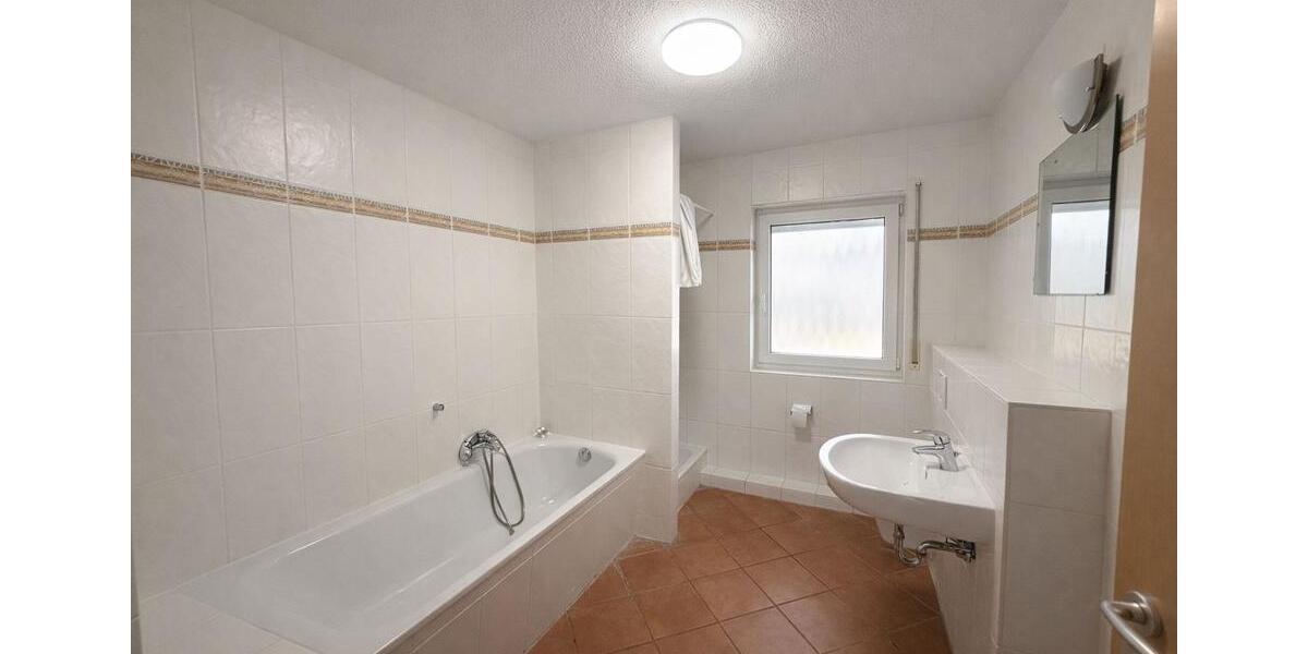 Reihenhaus Oestrich-Winkel Winkel - 5.5 Zimmer, 147 m&sup2;, 449.000&euro; | Angebot:24973313