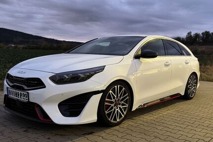 Kia pro ceed / ProCeed 54.000 km 26.000 &euro; Ettringen 56729