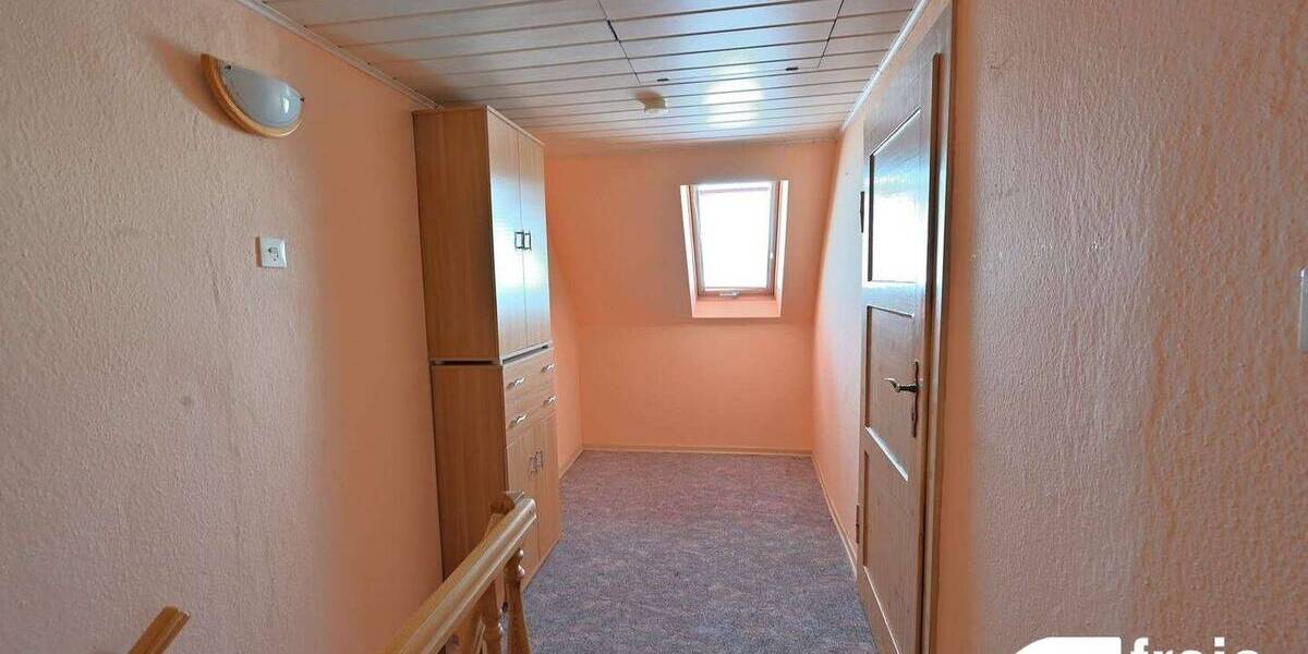 Doppelhaushälfte Dresden Bühlau/Weißer Hirsch - 3 Zimmer, 77 m&sup2;, 349.000&euro; | Angebot:26036846