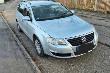 VW Passat Variant 208.000 km 2.550 &euro; Neuenbürg 75305