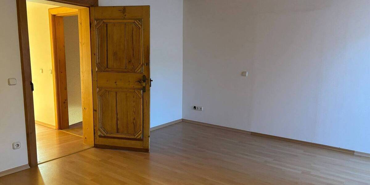 Einfamilienhaus Edling Hart - 6 Zimmer, 200 m&sup2;, 2.200&euro; | Angebot:26853020
