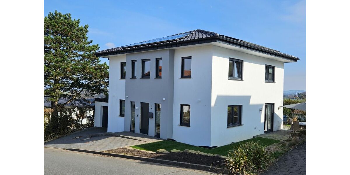 Provisionsfrei* Moderne neuwertige Stadtvilla mit gehobener Ausstattung provisionsfrei vom Eigentümer - Einfamilienhaus Oerlinghausen | Angebot:26334376