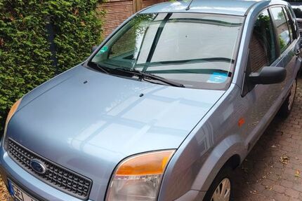 Ford Fusion 76.000 km 2.700 &euro; Wachtendonk 47669