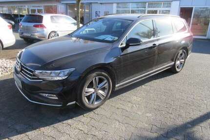 VW Passat Variant R-Line 2.0 TDI DSG 4MOTION AHK LEDE