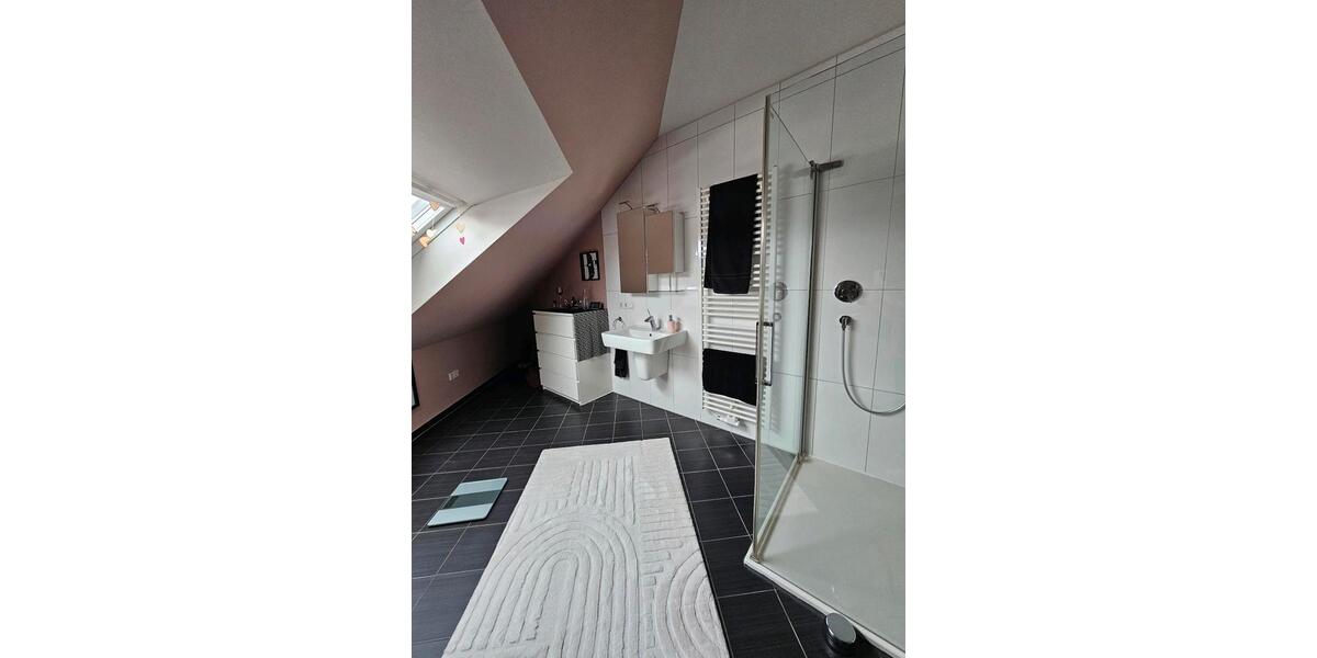 Einfamilienhaus Hüllhorst - 6 Zimmer, 193 m&sup2;, 570.000&euro; | Angebot:27141146