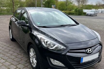 Hyundai i30 81.520 km 8.700 &euro; Fuldatal 34233
