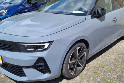 Opel Astra 29.500 km 25.800 &euro; Pelm 54570
