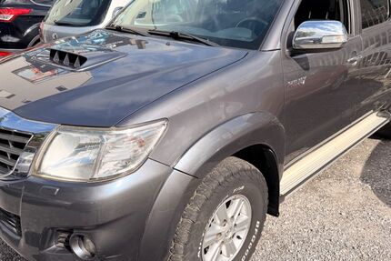 Toyota Hilux 118.000 km 16.950 &euro; Aachen 52080
