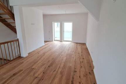 Haus Jena Zwätzen - 6 Zimmer, 1.830&euro; | Angebot:24872597