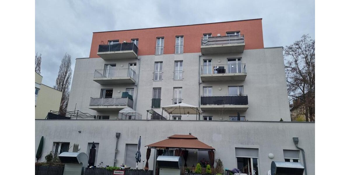 Schicke 3 Zimmer Wohnung mit WanneTageslichtbadWohnküche und großer Terrasse! #Seume39 3 zimmer