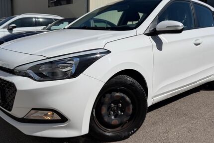 Hyundai i20 118.000 km 6.490 &euro; Kempten 87437