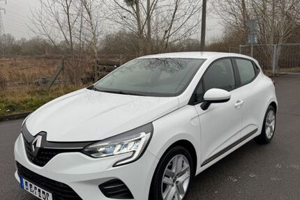 Renault Clio 112.000 km 9.000 &euro; Rostock 19069