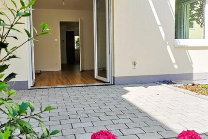 Wohnung Frankfurt am Main Ost - 2 Zimmer, 82 m&sup2;, 1.400&euro; | Angebot:26300716