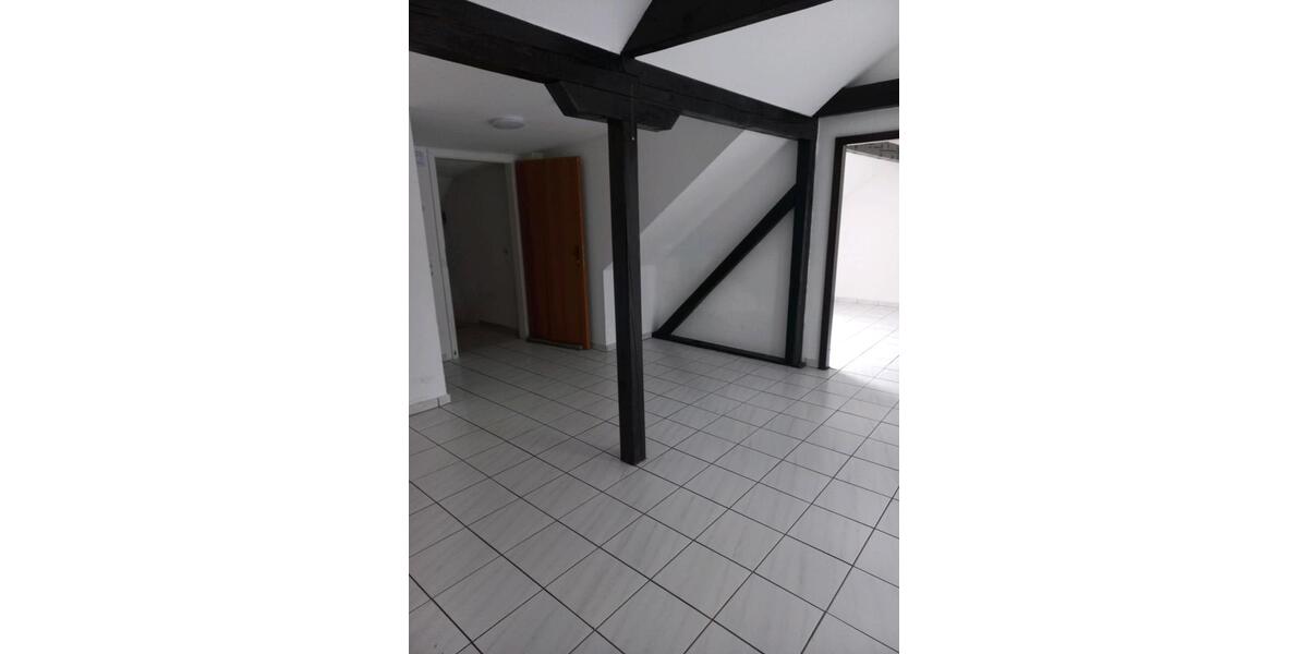 Dachgeschoßwohnung Bous - 3 Zimmer, 60 m&sup2;, 600&euro; | Angebot:26394902