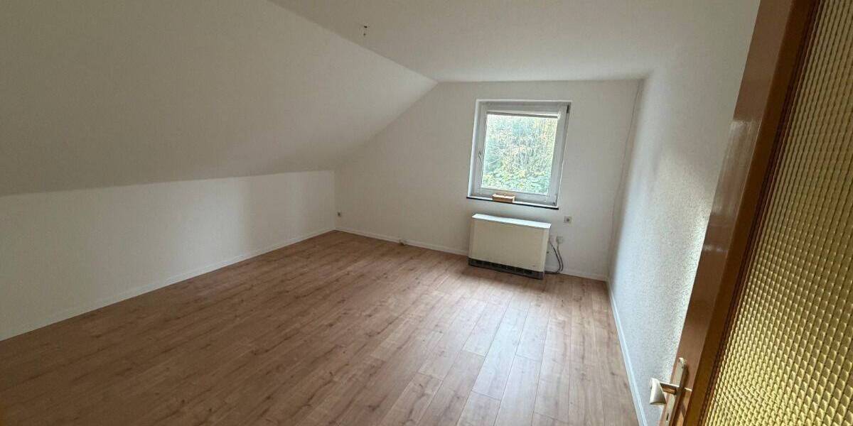 Etagenwohnung Kreiensen Kreiensen - 5 Zimmer, 112 m&sup2;, 59.000&euro; | Angebot:25666095