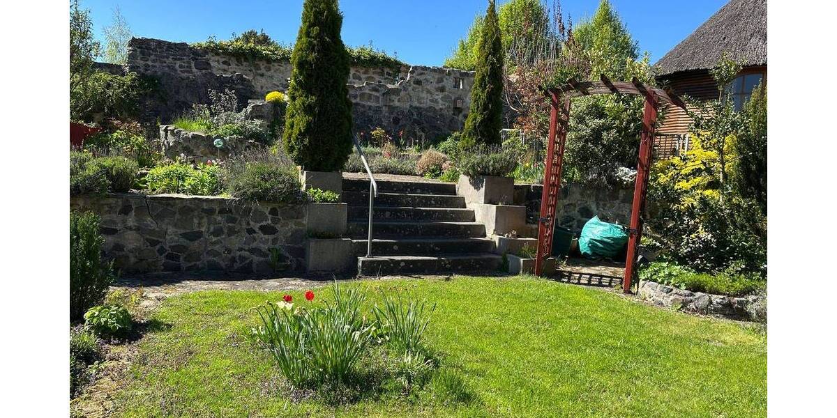 Mehrfamilienhaus, Wohnhaus Homberg (Efze) Homberg - 1 Zimmer, 232 m&sup2;, 230.000&euro; | Angebot:26388675