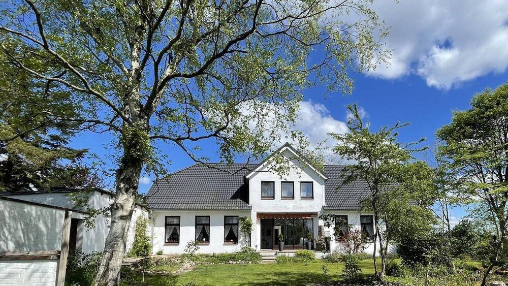 Einfamilienhaus Aventoft - 9 Zimmer, 250 m&sup2;, 349.000&euro; | Angebot:26541309