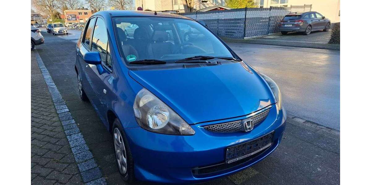 Honda Jazz 136.000 km 3.590 &euro; Paderborn 33100