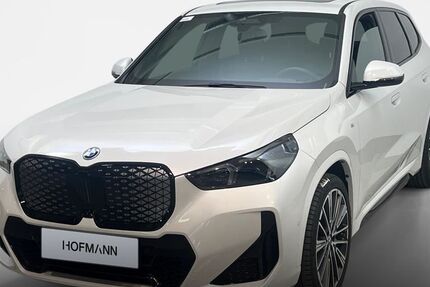 BMW iX1 26.060 km 54.890 &euro; Regensburg 93055