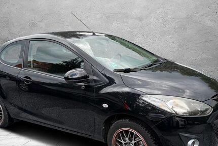 Mazda 2 62.000 km 5.499 &euro; Detmold 32758