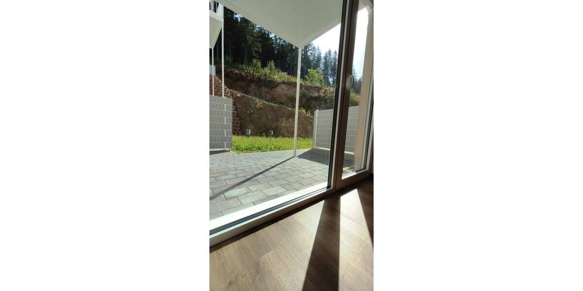 Etagenwohnung Lenzkirch Lenzkirch (Kernort) - 2 Zimmer, 77 m&sup2;, 800&euro; | Angebot:26808478