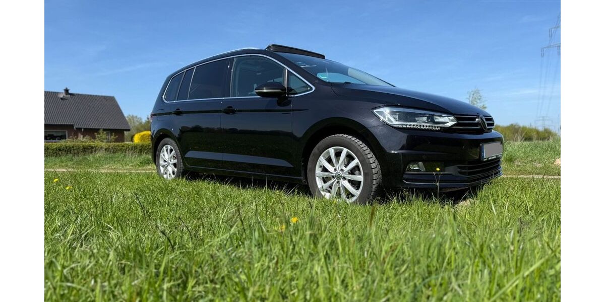 VW Touran 85.000 km 22.999 &euro; Vlotho 32602