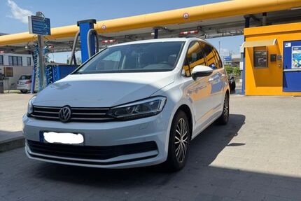VW Touran 153.000 km 14.999 &euro; Rosenheim 83026
