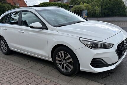 Hyundai i30 210.881 km 7.500 &euro; Rodgau 63110