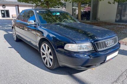 Audi S8